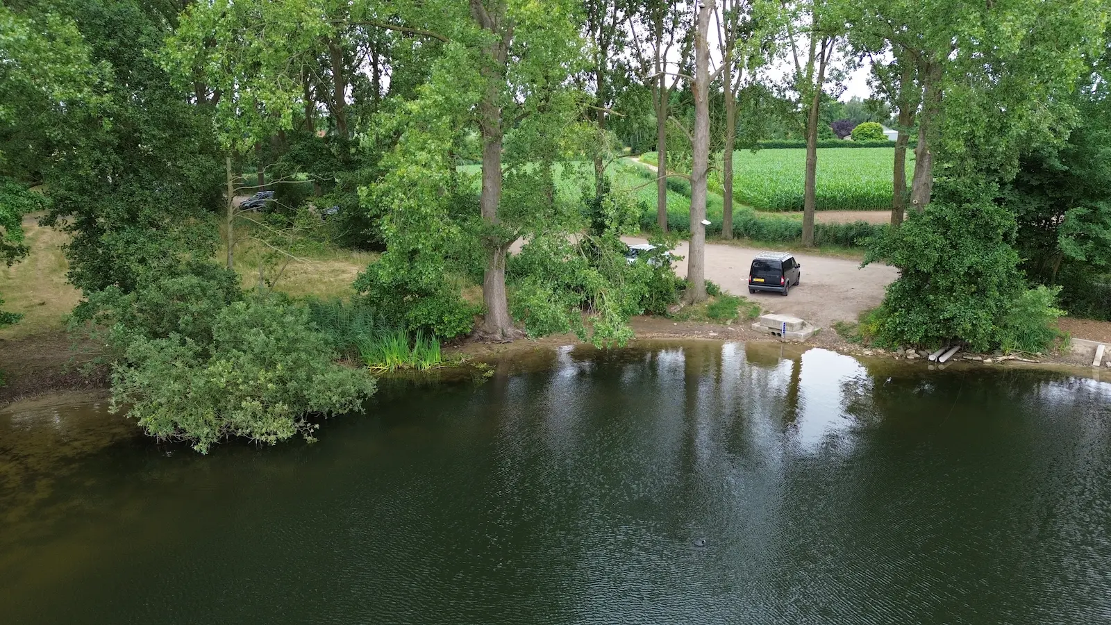 Meerse plas luchtfoto