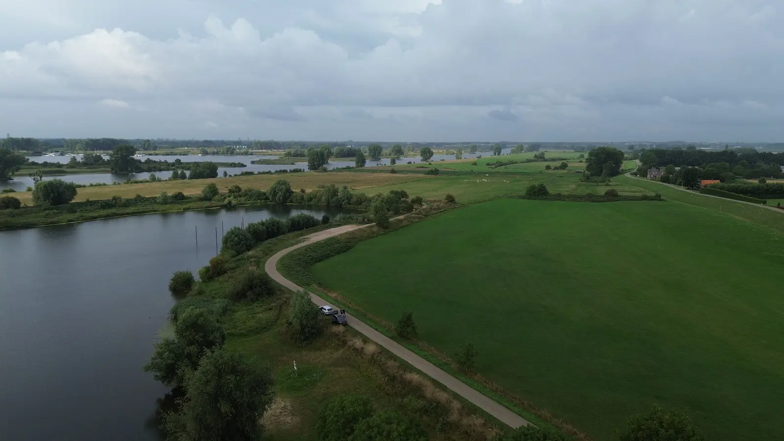 Vervallen haven luchtfoto