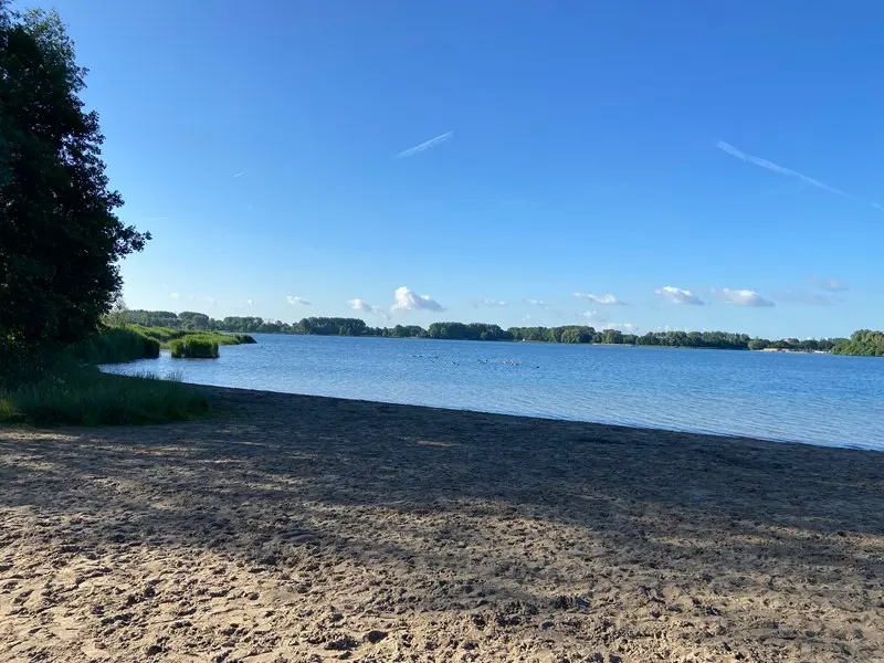 Zevenhuizerplas hondenstrand 2